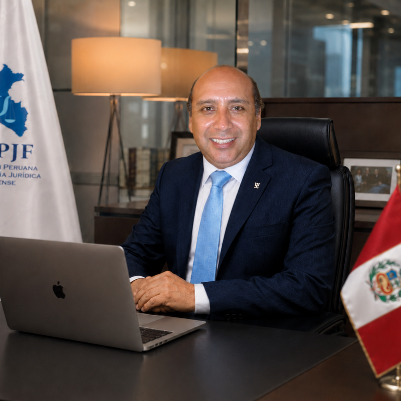 Marco Antonio Yaipén Pérez, Secretario